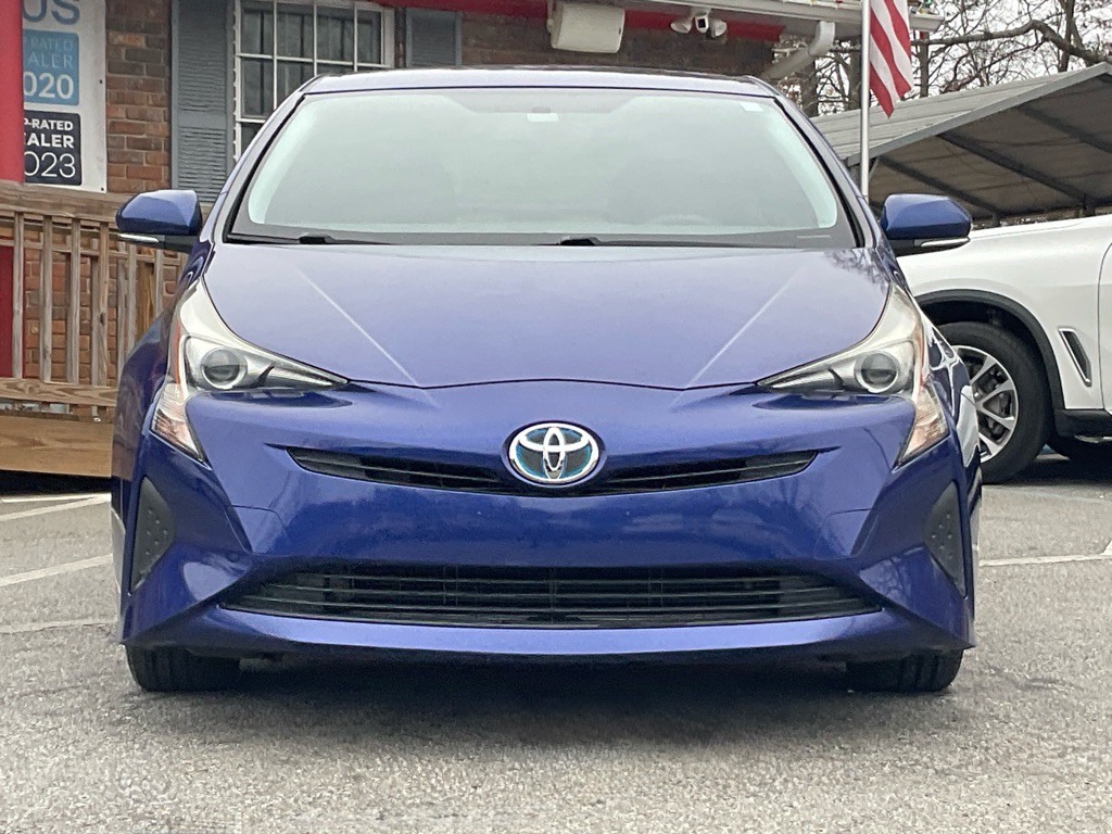 2016 Toyota Prius Image 2