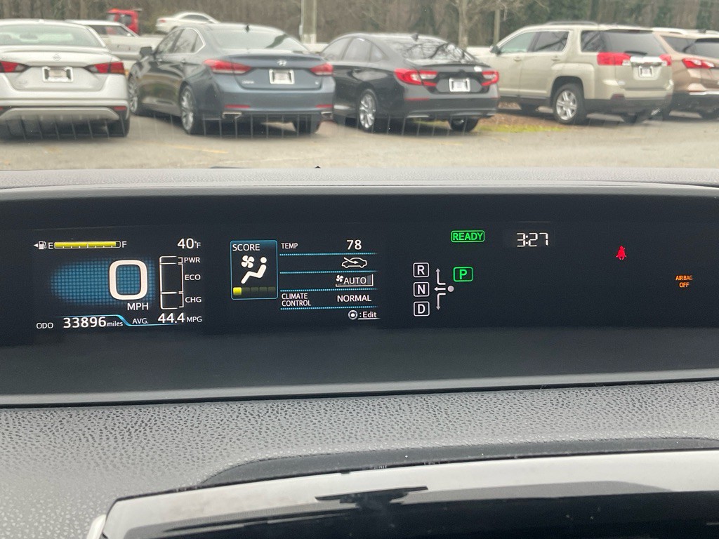 2016 Toyota Prius Image 25