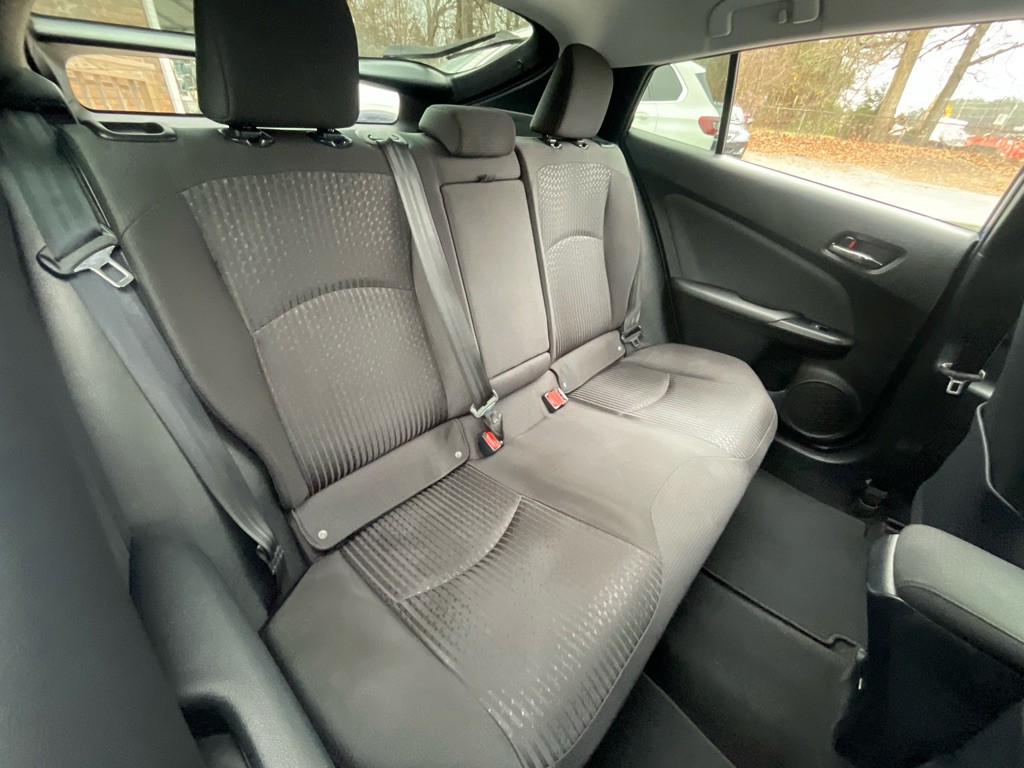 2016 Toyota Prius Image 32