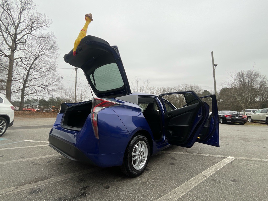 2016 Toyota Prius Image 34