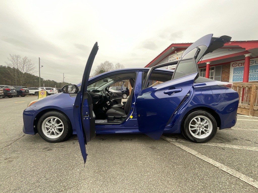 2016 Toyota Prius Image 35