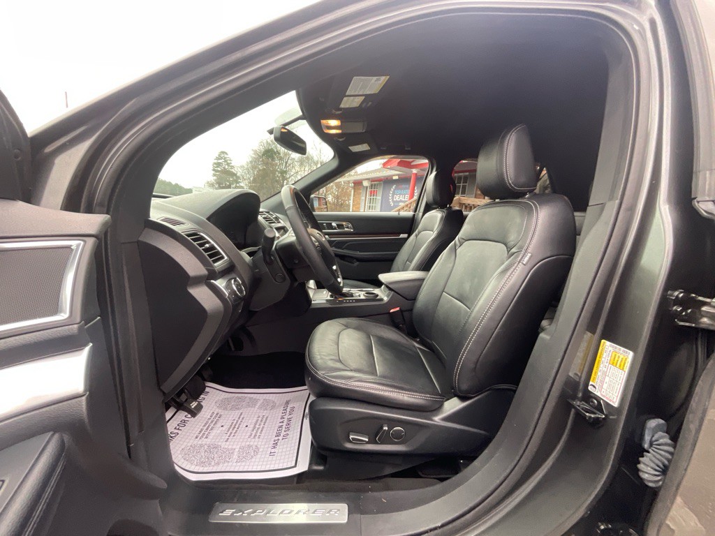 2018 Ford Explorer Image 14