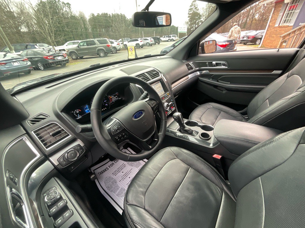 2018 Ford Explorer Image 15
