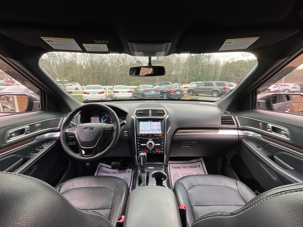 2018 Ford Explorer Image 20