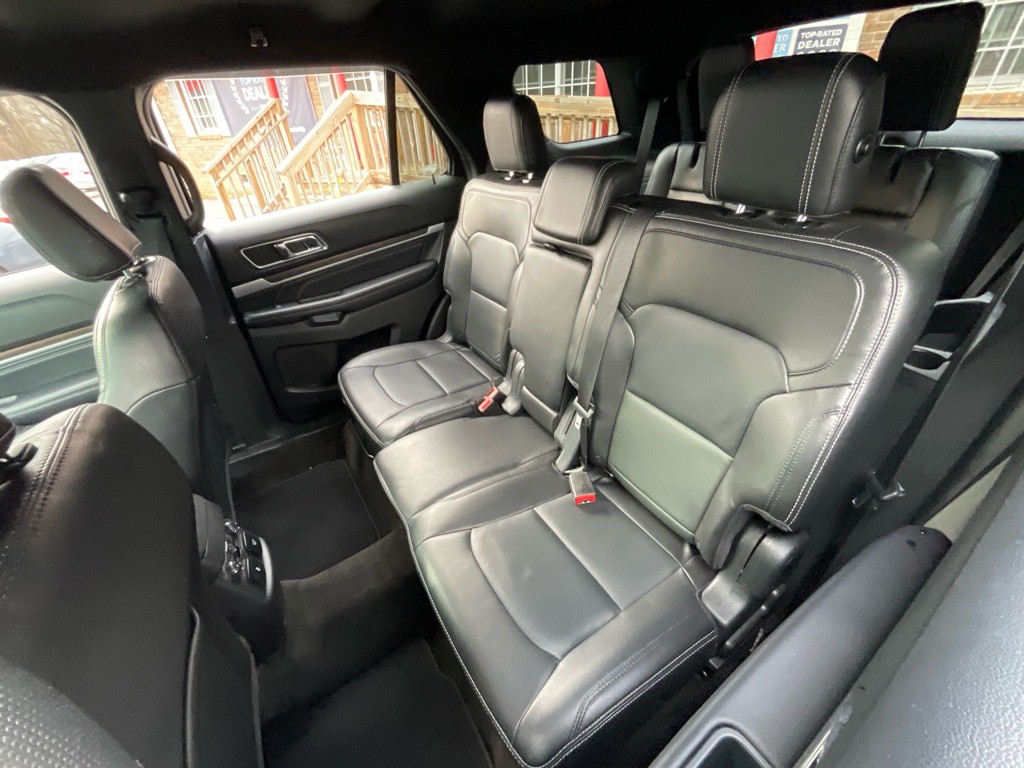 2018 Ford Explorer Image 30