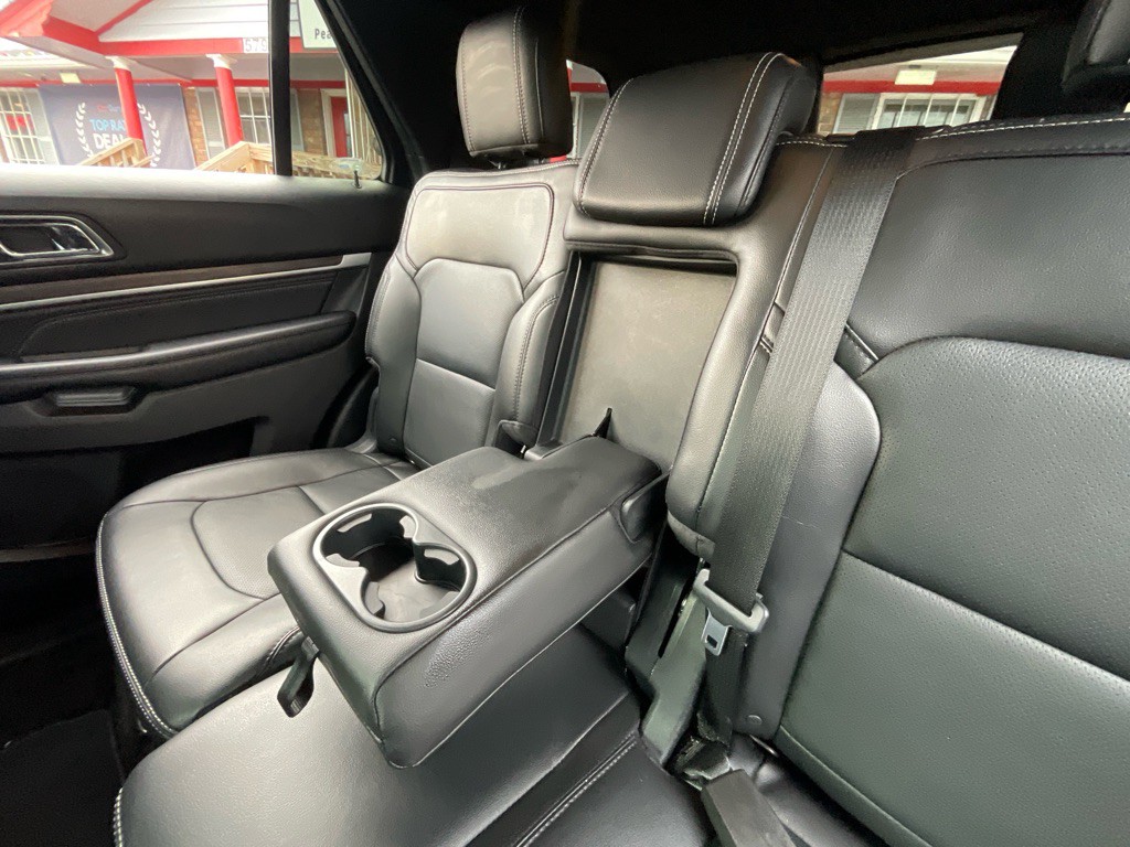 2018 Ford Explorer Image 34