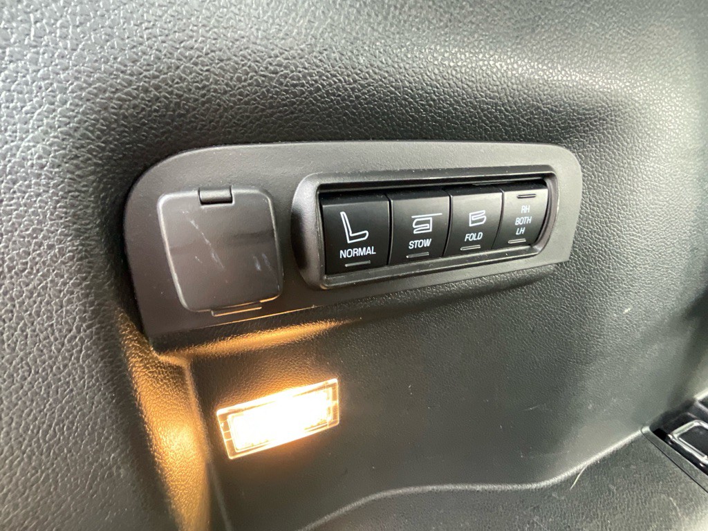 2018 Ford Explorer Image 42