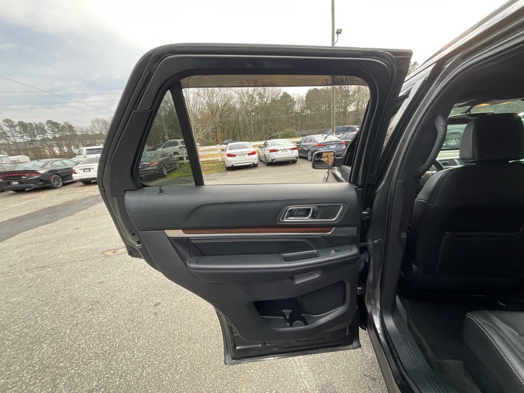 2018 Ford Explorer Image 47