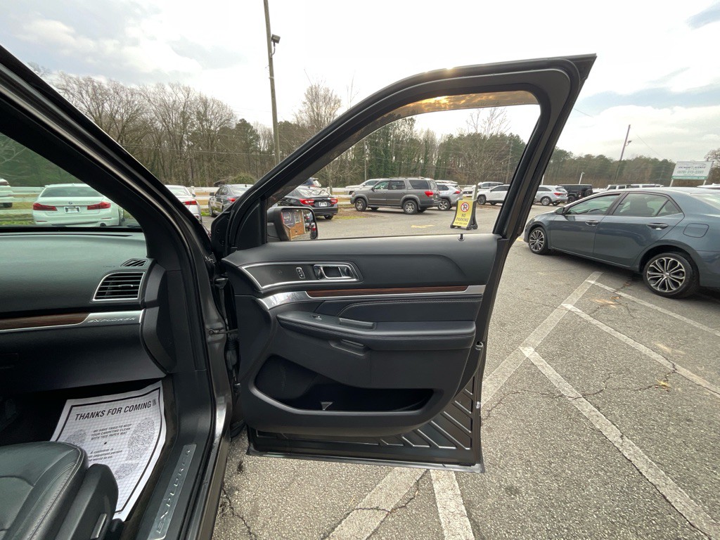 2018 Ford Explorer Image 48