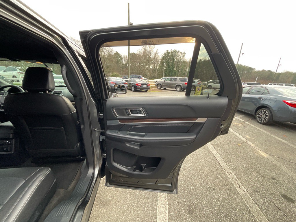 2018 Ford Explorer Image 49