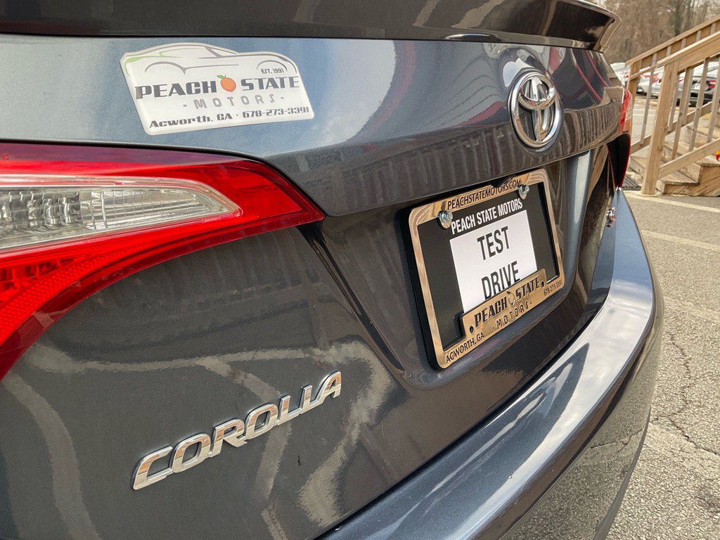 2016 Toyota Corolla Image 9
