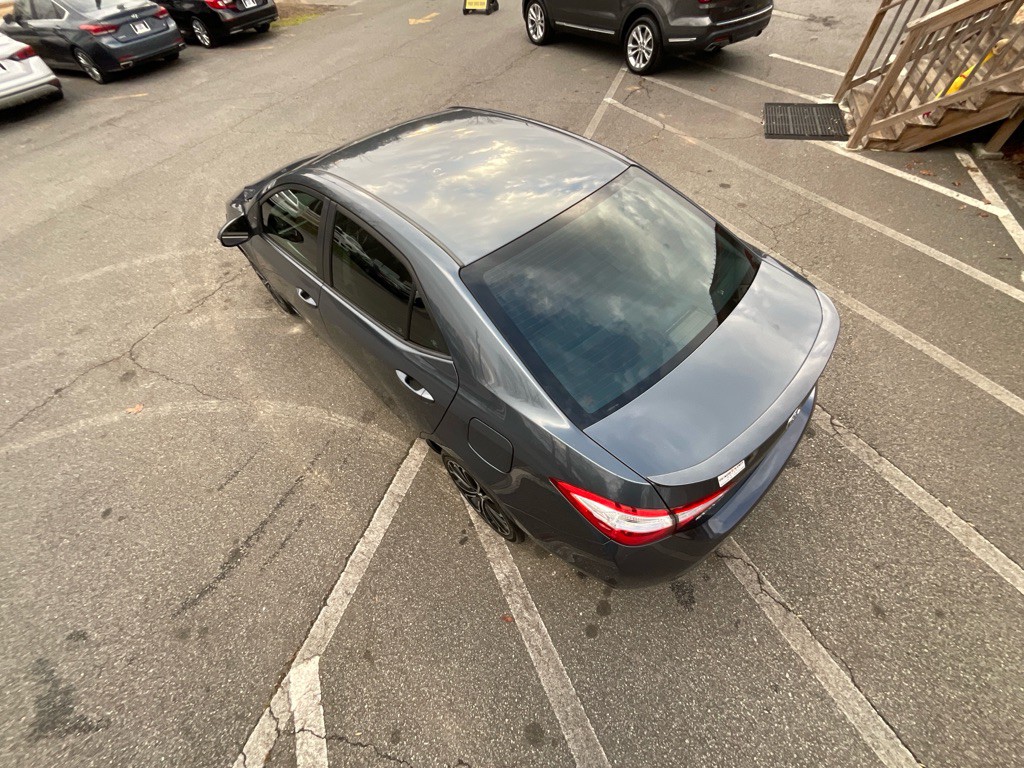 2016 Toyota Corolla Image 11