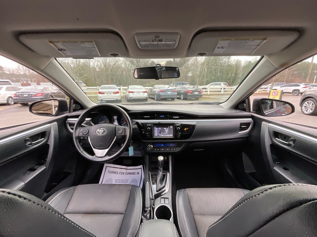 2016 Toyota Corolla Image 20