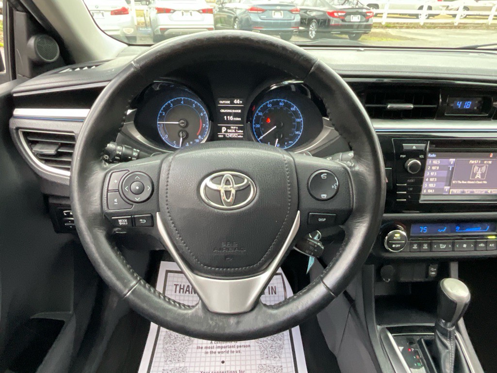 2016 Toyota Corolla Image 23