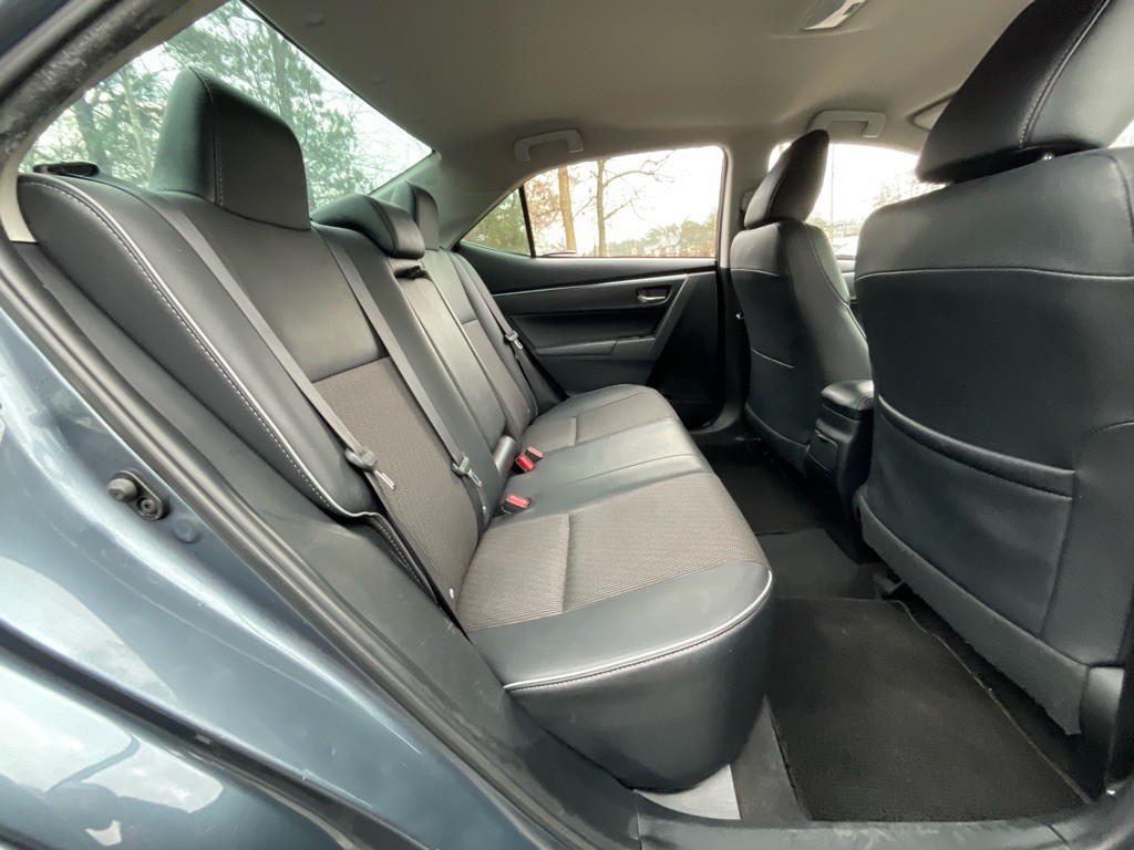 2016 Toyota Corolla Image 30