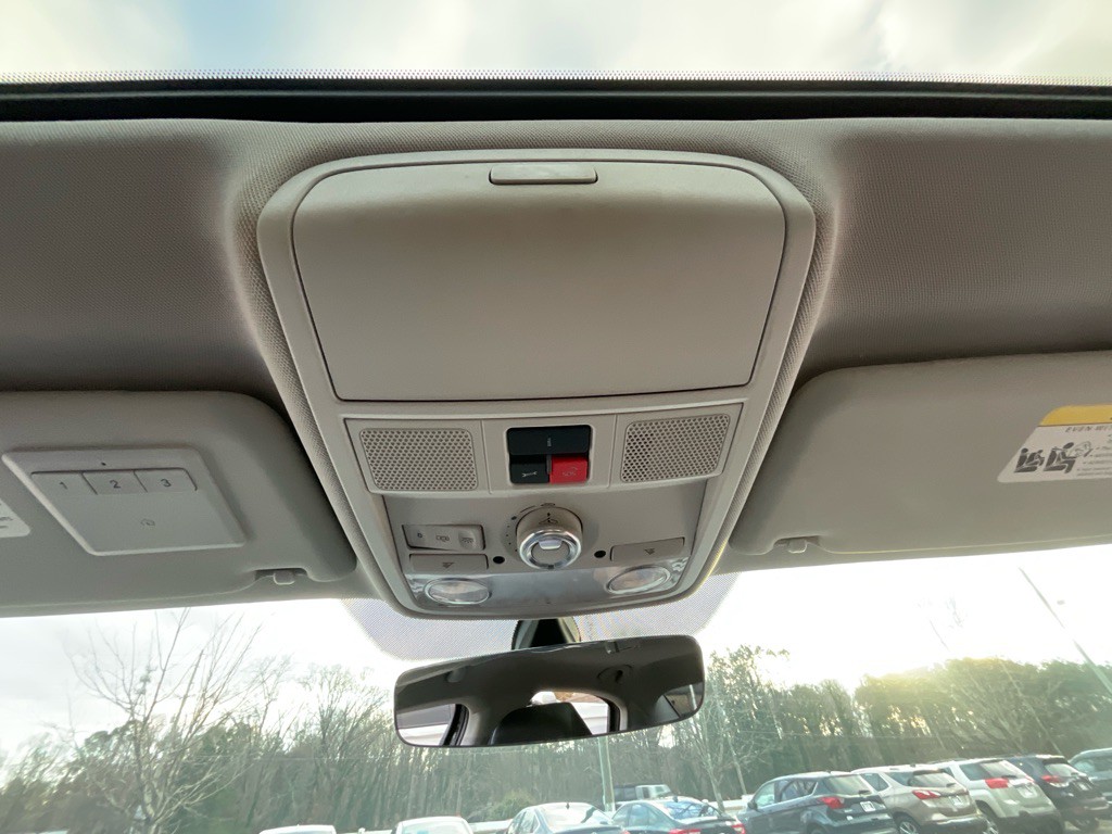 2016 Volkswagen Passat Image 26