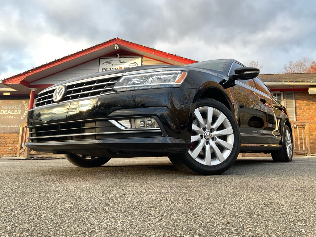 2016 Volkswagen Passat Image 37