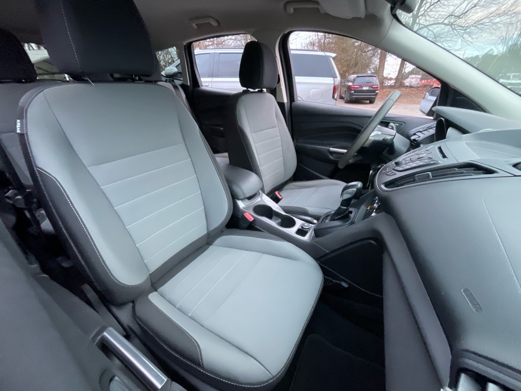 2016 Ford Escape Image 19