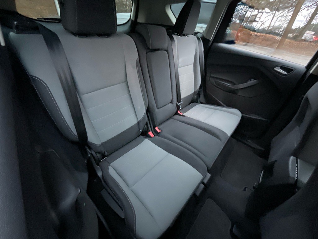 2016 Ford Escape Image 32