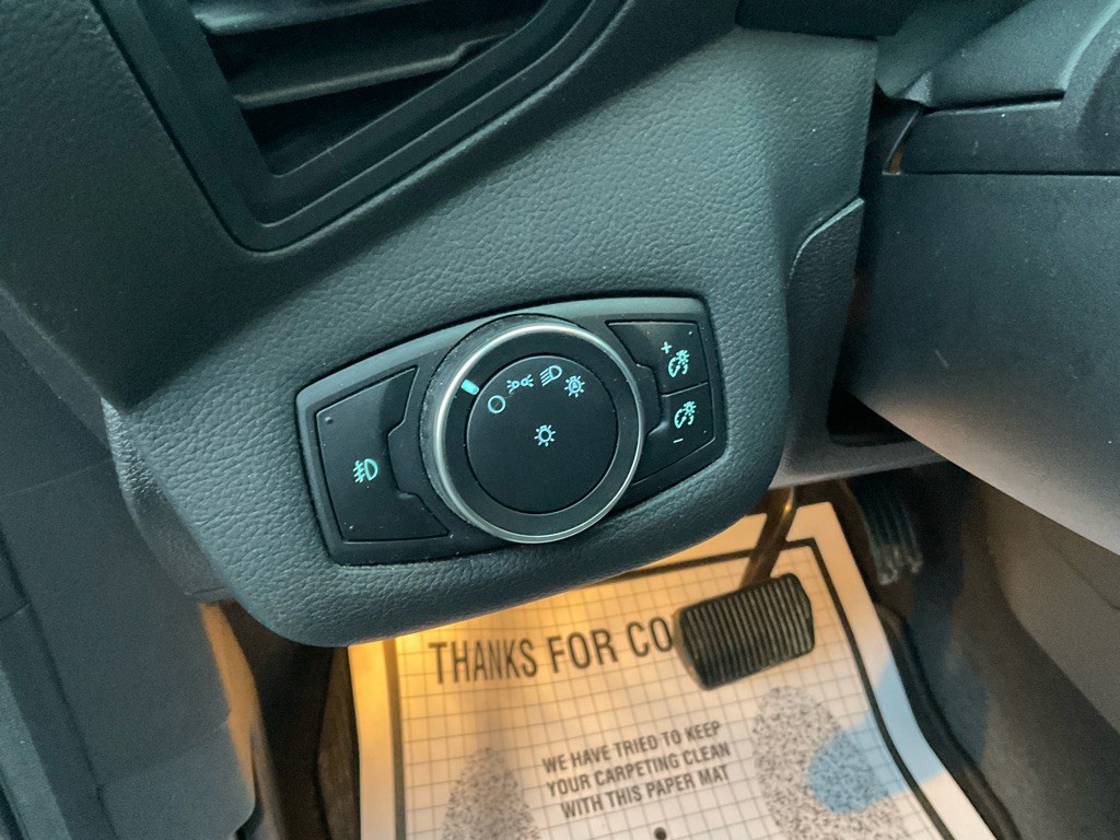 2016 Ford Escape Image 40