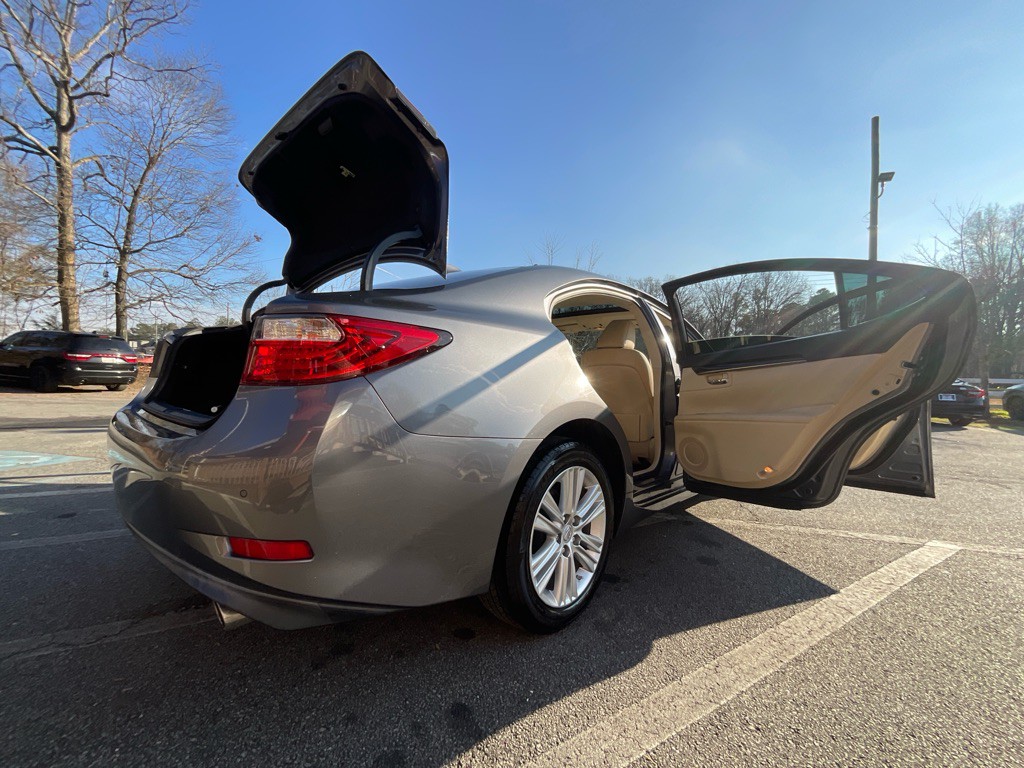 2015 Lexus ES 350 Image 35