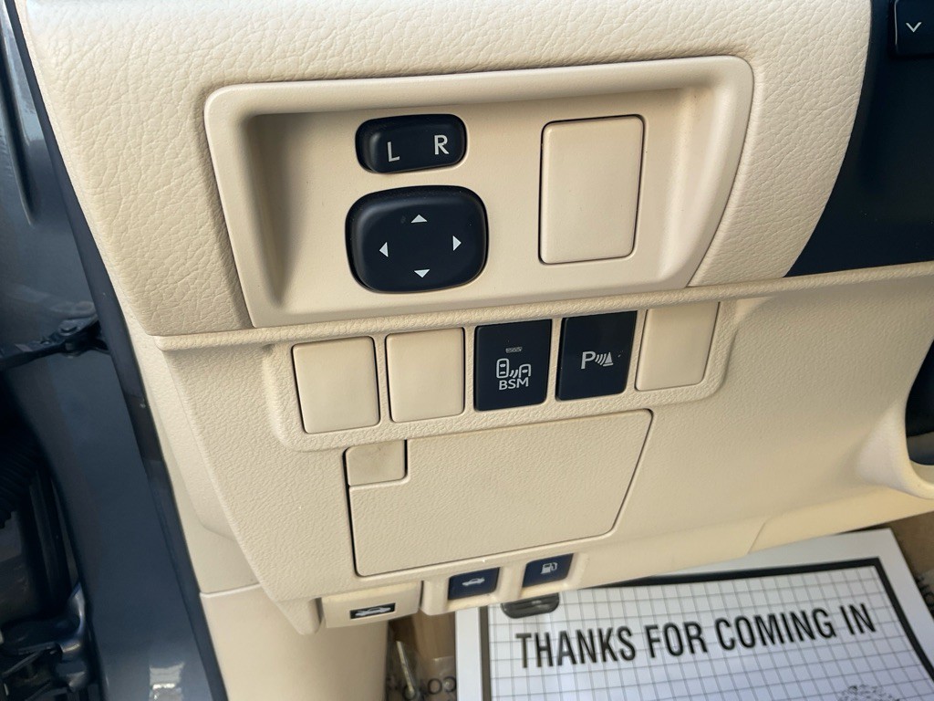 2015 Lexus ES 350 Image 40