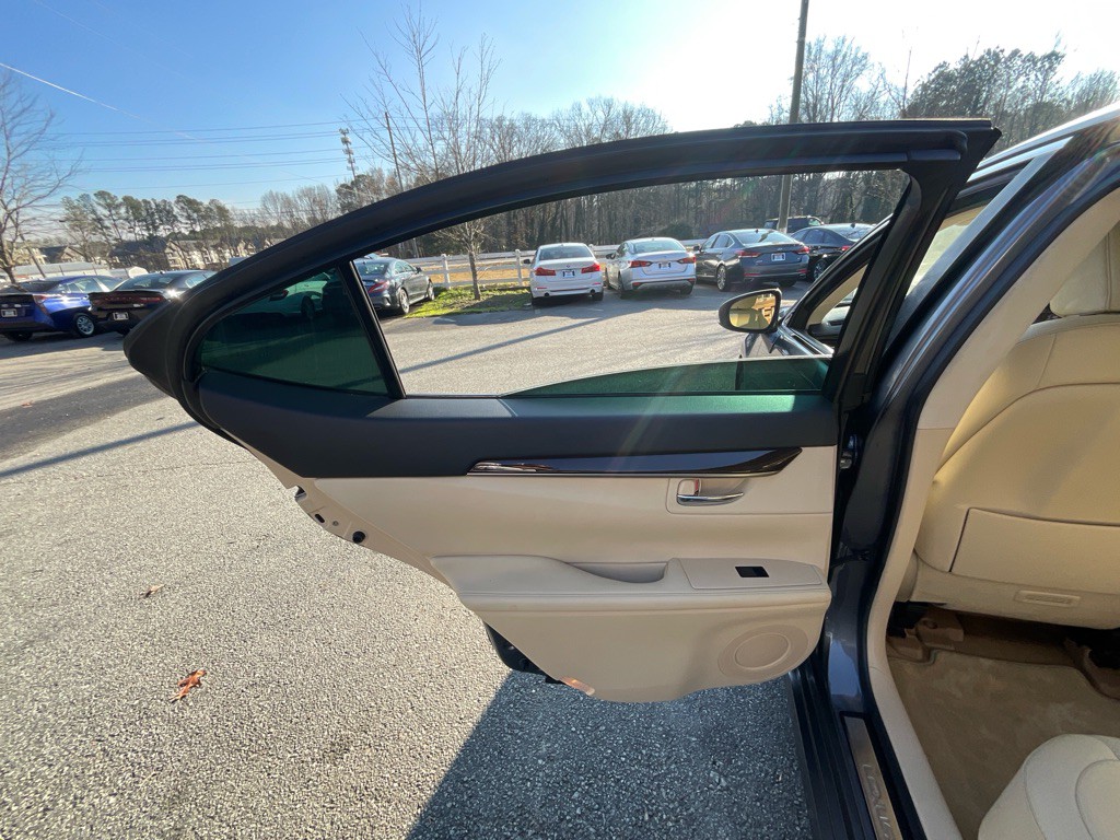 2015 Lexus ES 350 Image 41