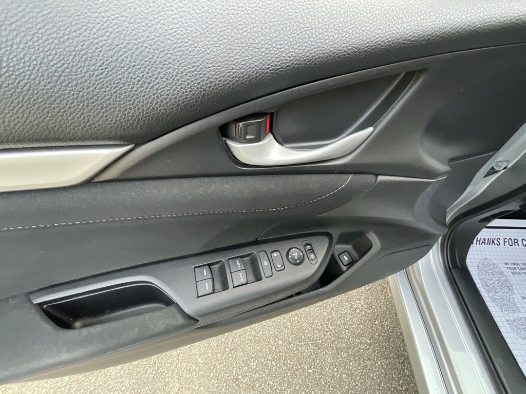 2019 Honda Civic Image 37