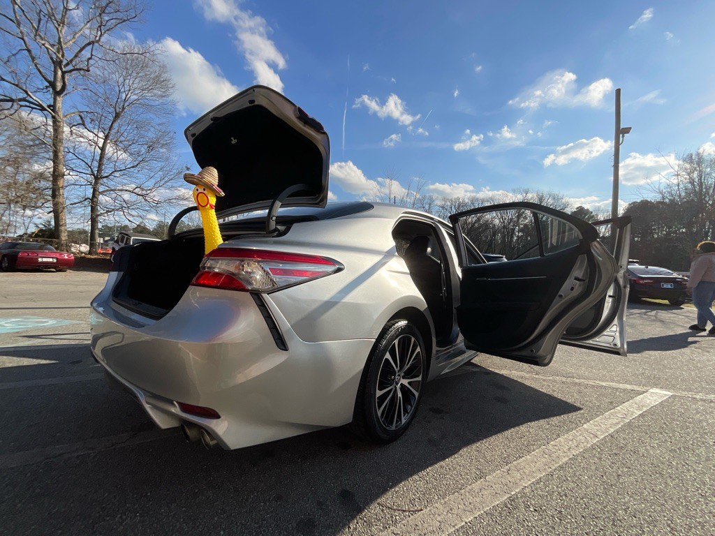 2019 Toyota Camry Image 33