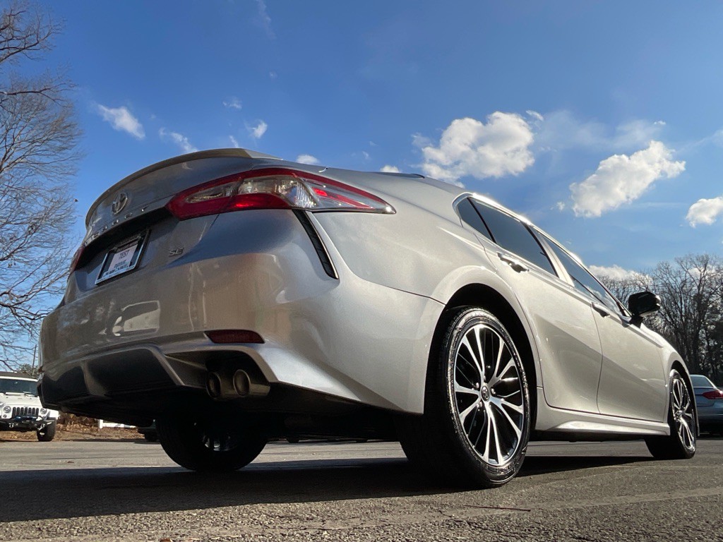 2019 Toyota Camry Image 43