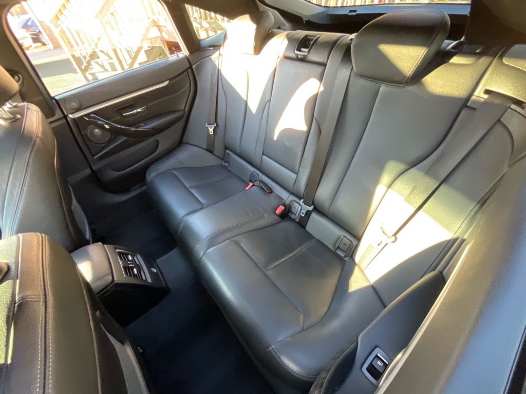 2018 BMW 4 Series Image 32