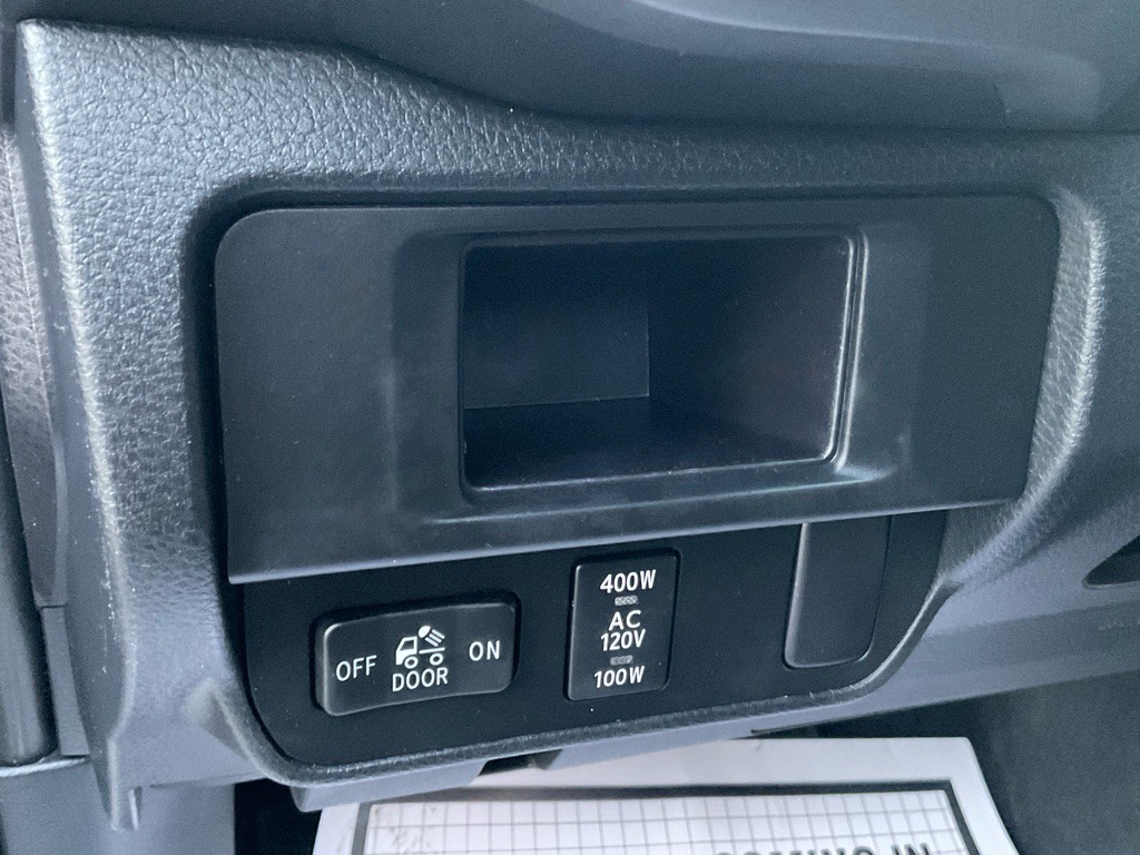 2016 Toyota Tacoma Image 42