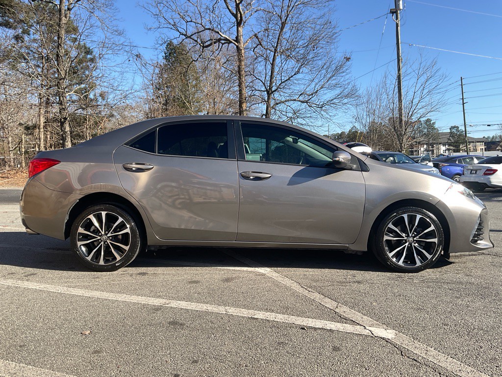 2017 Toyota Corolla Image 4