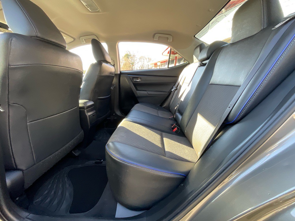 2017 Toyota Corolla Image 27