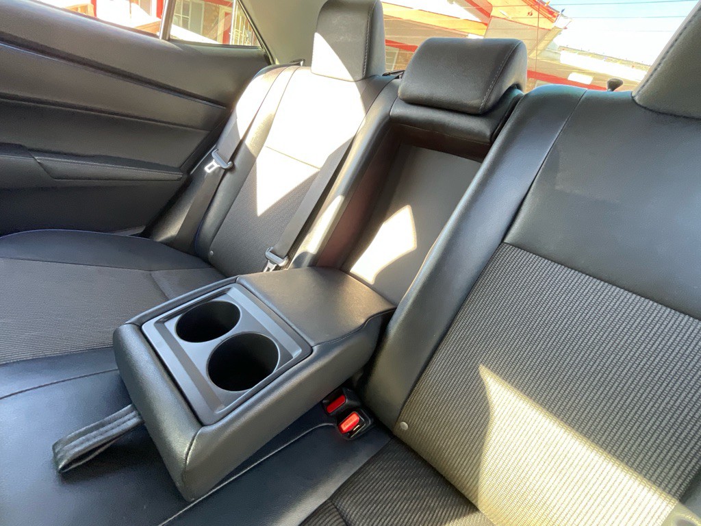 2017 Toyota Corolla Image 33