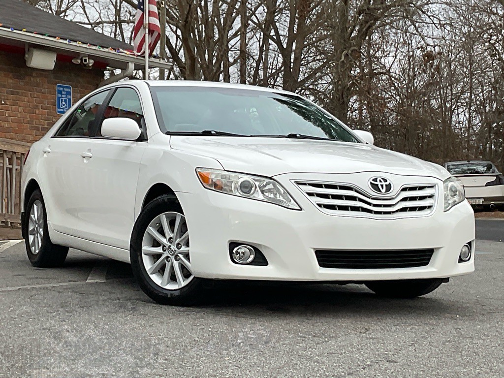 2010 Toyota Camry Image 3