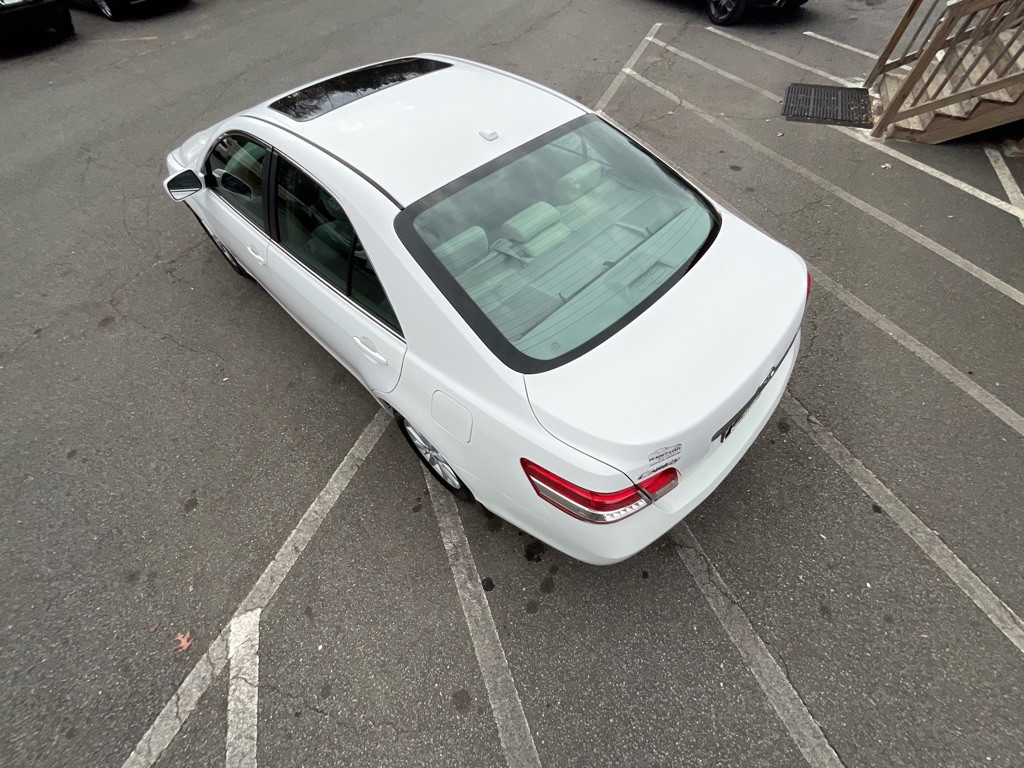 2010 Toyota Camry Image 11