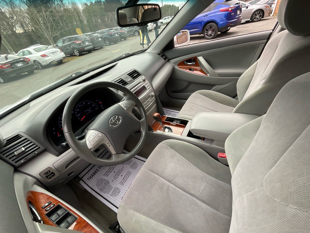 2010 Toyota Camry Image 15