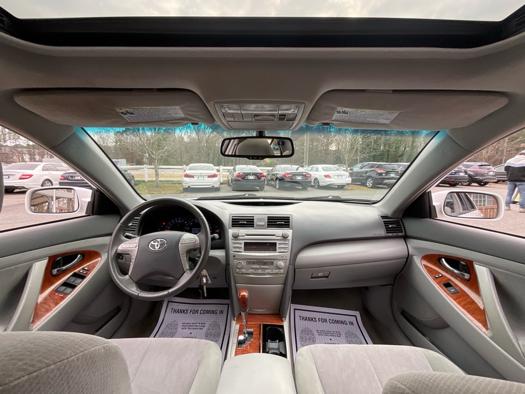 2010 Toyota Camry Image 20