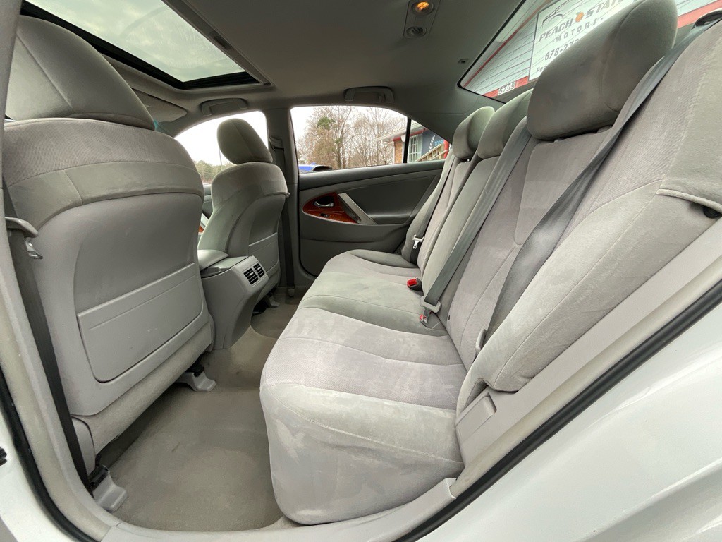 2010 Toyota Camry Image 26