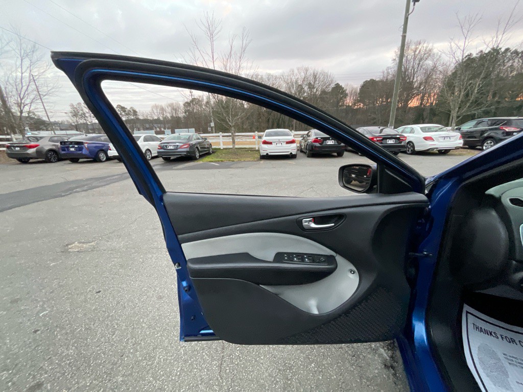 2013 Dodge Dart Image 38