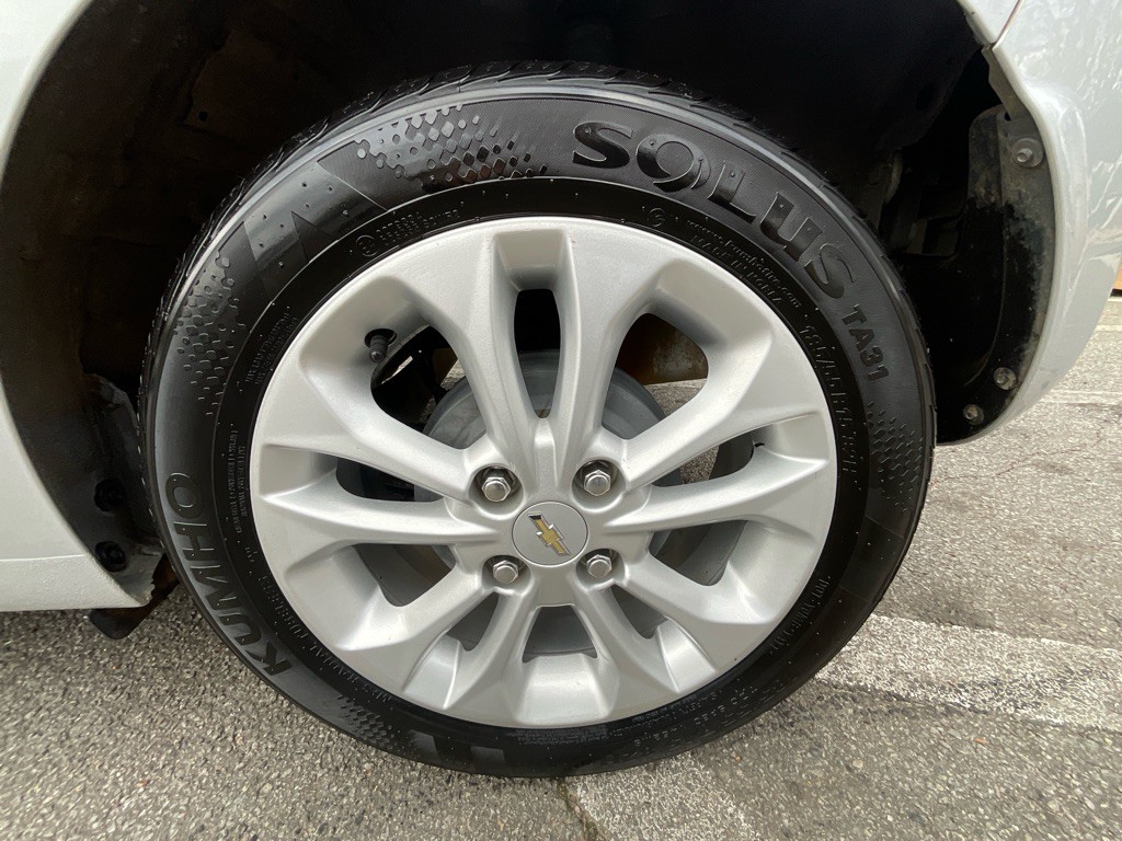 2021 Chevrolet Spark Image 12