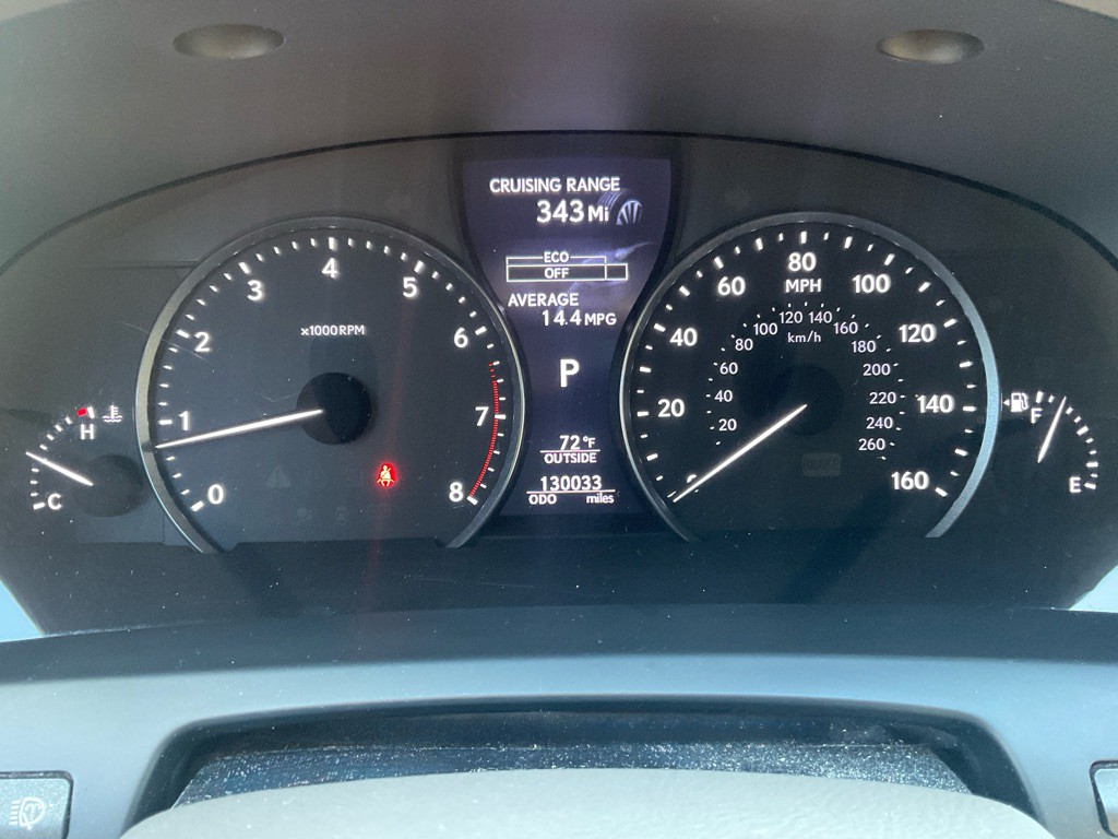 2015 Lexus LS Image 25