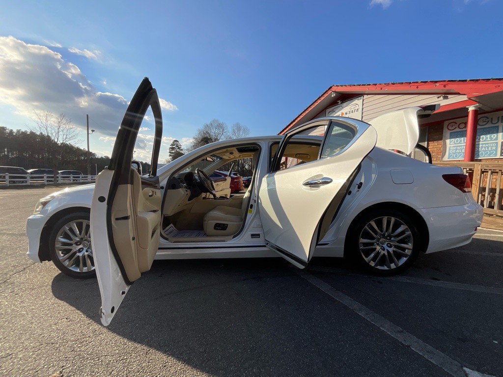 2015 Lexus LS Image 37