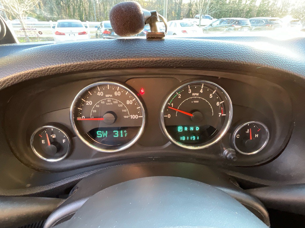 2013 Jeep Wrangler Image 23