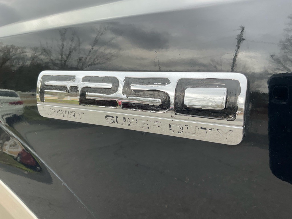 2007 Ford F-250 Image 13