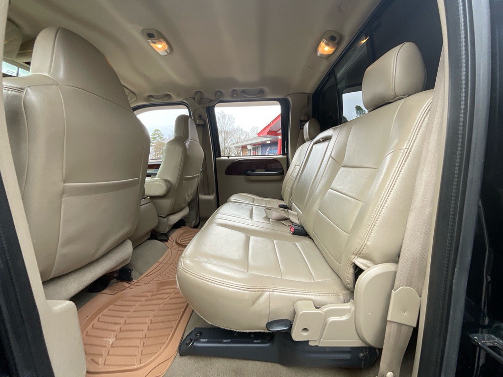 2007 Ford F-250 Image 30