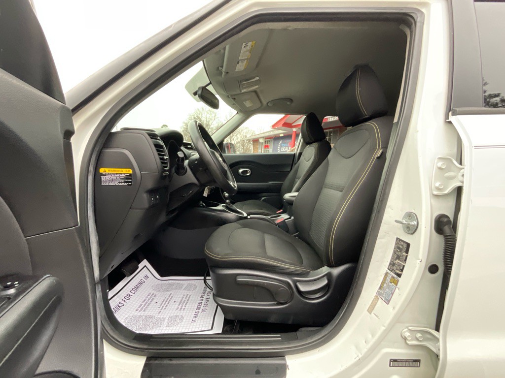 2015 Kia Soul Image 14