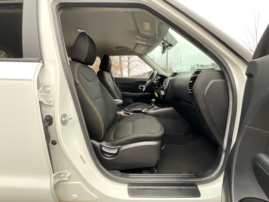 2015 Kia Soul Image 17