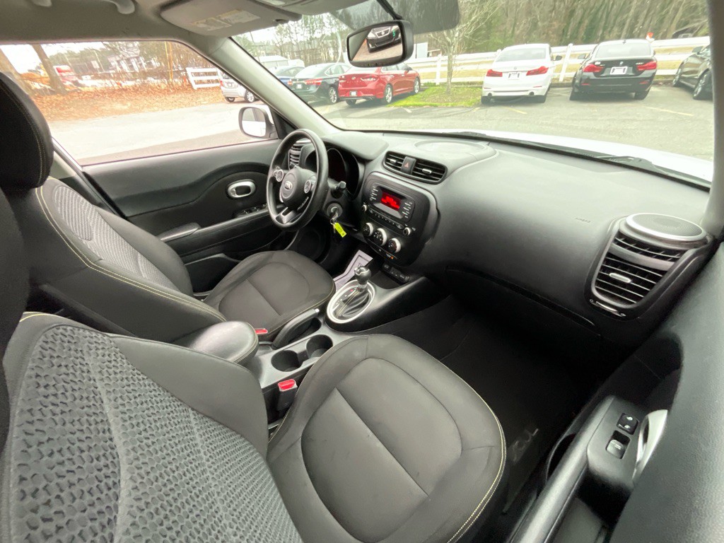 2015 Kia Soul Image 18